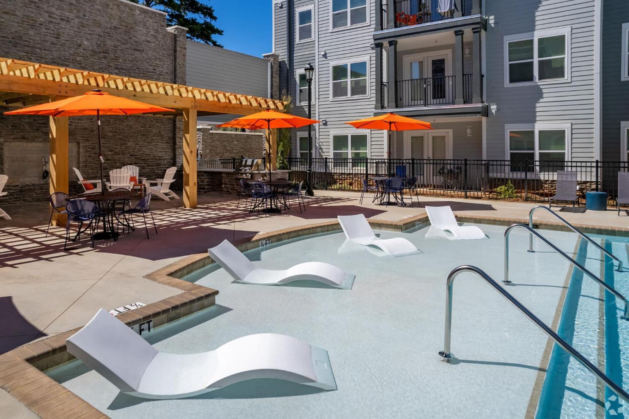 Near Cu And Minutes To Dt Gym Pool Hammock *